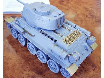  T-34/85 Model 1944 1/35 - Dragon - blaszki - zdjęcie 4