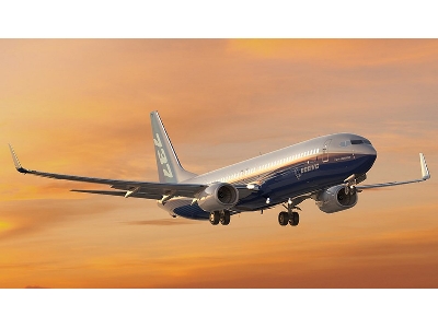 Boeing 737-800 - zestaw podarunkowy - zdjęcie 1