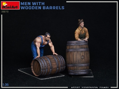 Men With Wooden Barrels - zdjęcie 6