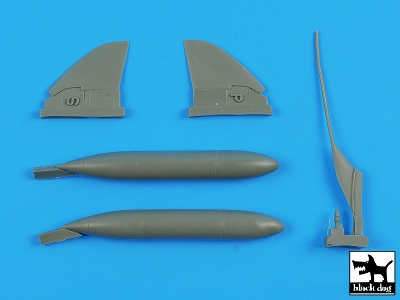 British Harrier 190 Gallon Combat Tanks And Ferry Wing Tips - zdjęcie 2