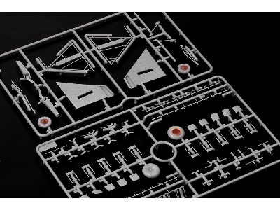 Go 244B TFace 1/48 - ICM - zdjęcie 5