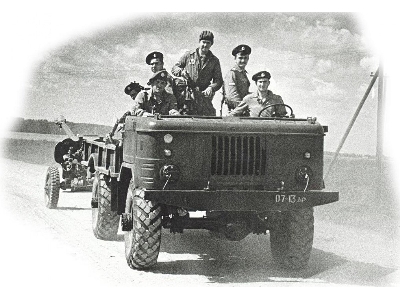 GAZ-66B Soviet 4x4 2t truck for airborne forces - zdjęcie 27