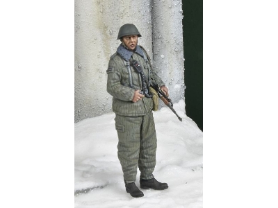 East German Border Trooper, Winter 1970-80's - zdjęcie 2