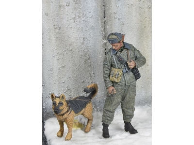 East German Border Trooper With Dog, Winter 1970-80's - zdjęcie 3