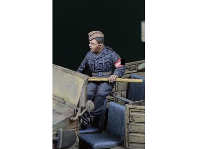 Hitlerjugend Boy With Panzerfaust, Germany 1945 - zdjęcie 2