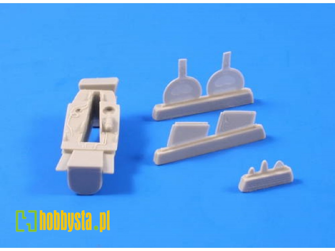 P-39D-Q Airacobra  Front Wheel Bay & Main Wheel Bays Covers 1/48 - zdjęcie 1