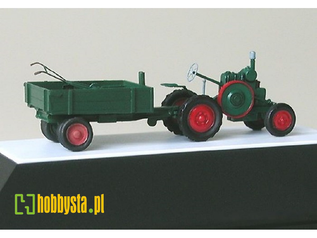 Tractor Svoboda With Trailer - zdjęcie 1 Tractor Svoboda With Trailer - zdjęcie 1