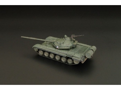T-72 Main Battle Tank - zdjęcie 2