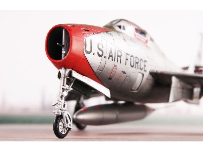 F-84f Thunderstreak 'us Sweep-wing Fighter' - zdjęcie 7