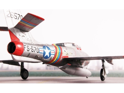 F-84f Thunderstreak 'us Sweep-wing Fighter' - zdjęcie 18