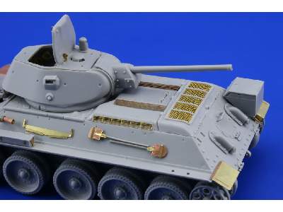  T-34/76 Model 1942 1/48 - Hobby Boss - blaszki - zdjęcie 9