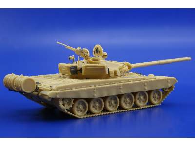  T-72M-1 1/72 - Revell - blaszki - zdjęcie 4