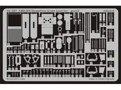  SBD-3/4 front interior 1/32 - Trumpeter - blaszki - zdjęcie 3