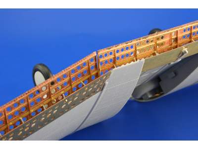  SBD landing flaps 1/32 - Trumpeter - blaszki - zdjęcie 8