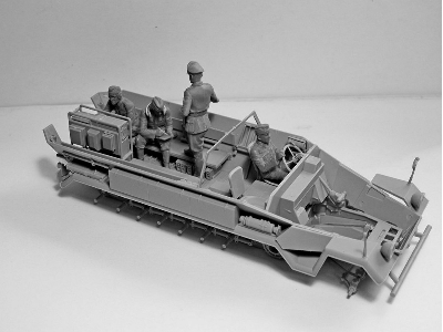 'beobachtungspanzerwagen' Sd.Kfz.251/18 Ausf.A - zdjęcie 13