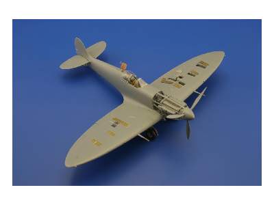  Spitfire Mk. Vb exterior 1/32 - Hobby Boss - blaszki - zdjęcie 18