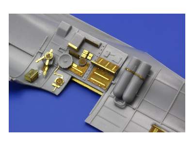  Spitfire Mk. Vb/  trop interior S. A. 1/32 - Hobby Boss - blasz - zdjęcie 9