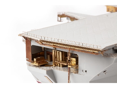 USS Nimitz CVN-68 PART II 1/350 - TRUMPETER - zdjęcie 14