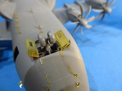 Airbus A400m (Designed To Be Used With Revell Kits) - zdjęcie 7