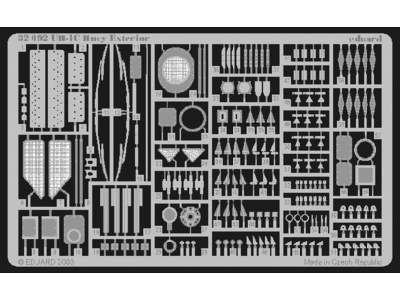  UH-1C exterior 1/35 - Academy Minicraft - blaszki - zdjęcie 1