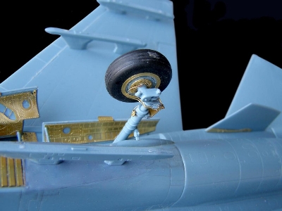 Sukhoi Su-27 Landing Gears (Designed To Be Used With Academy Kits) - zdjęcie 2