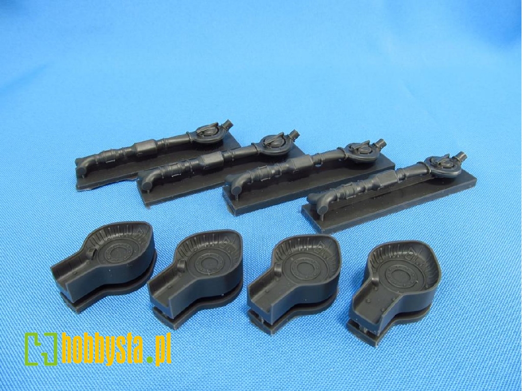 Consolidated B-24 D/J Liberator - Turbo-chargers (Designed To Be Used With Hobby Boss Kits) - zdjęcie 1 Consolidated B-24 D/J Liberator - Turbo-chargers (Designed To Be Used With Hobby Boss Kits) - zdjęcie 1