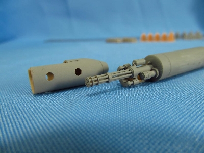 M18 Gun Pod With M134 Minigun (For Ah-1g Icm, Special Hobby And Revell Kits) - zdjęcie 3