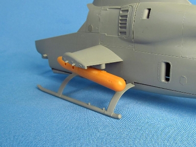 M18 Gun Pod With M134 Minigun (For Ah-1g Icm, Special Hobby And Revell Kits) - zdjęcie 6