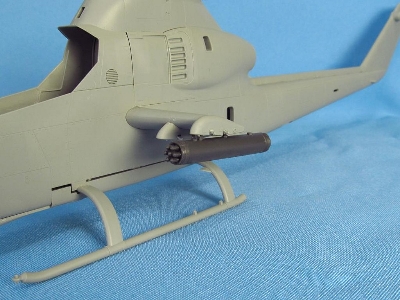 Xm157 2.75 Inch Rocket Launcher (For Ah-1g icm, Special Hobby And Revell Kits) - zdjęcie 1