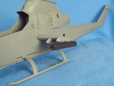 Xm157 2.75 Inch Rocket Launcher (For Ah-1g icm, Special Hobby And Revell Kits) - zdjęcie 6
