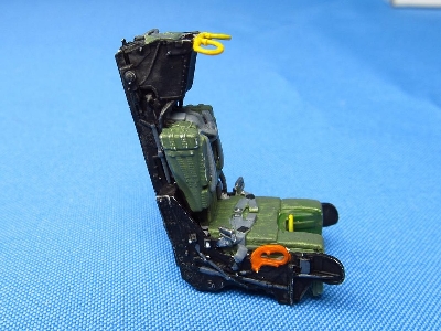 Ejection Seat Martin-baker Gru-7a (2 Pcs) - zdjęcie 4