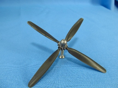 Consolidated B-24/Boeing B-29 Hamilton Standard Propellers (For Monogram And Revell Kits) - zdjęcie 3