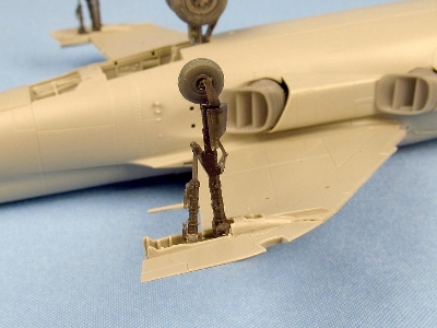 Bae Harrier Gr.1/Gr.3 Landing Gears With Wheels (Designed To Be Used With Kinetic Model Kits) - zdjęcie 9