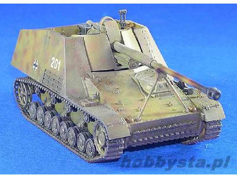 Sd.Kfz. 164 "NASHORN" Tankhunter - zdjęcie 1 Sd.Kfz. 164 "NASHORN" Tankhunter - zdjęcie 1