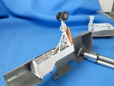 Rockwell B-1 B Lancer - Landing Gears Set With Wheels Bay (For Revell Kits) - zdjęcie 20