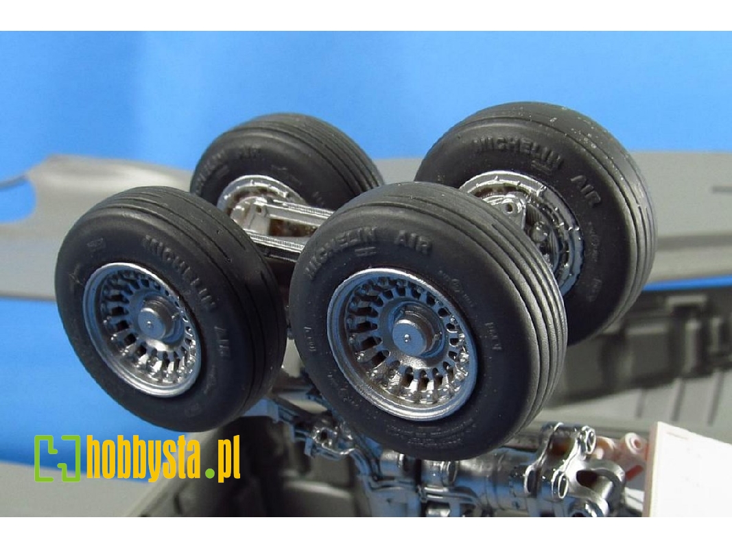 Rockwell B-1 B Lancer - Wheels Set (Designed To Be Used With Revell Kits) - zdjęcie 1 Rockwell B-1 B Lancer - Wheels Set (Designed To Be Used With Revell Kits) - zdjęcie 1