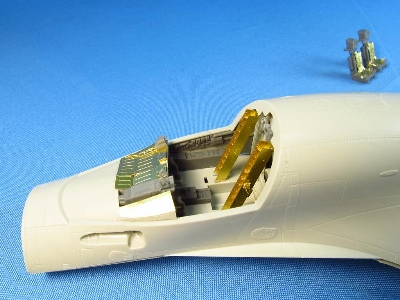 Sukhoi Su-34 Fullback Cockpit Set (Designed To Be Used With Hobby Boss And Kitty Hawk Model Kits) - zdjęcie 3