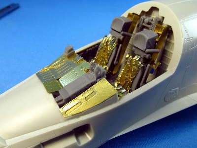 Sukhoi Su-34 Fullback Cockpit Set (Designed To Be Used With Hobby Boss And Kitty Hawk Model Kits) - zdjęcie 6