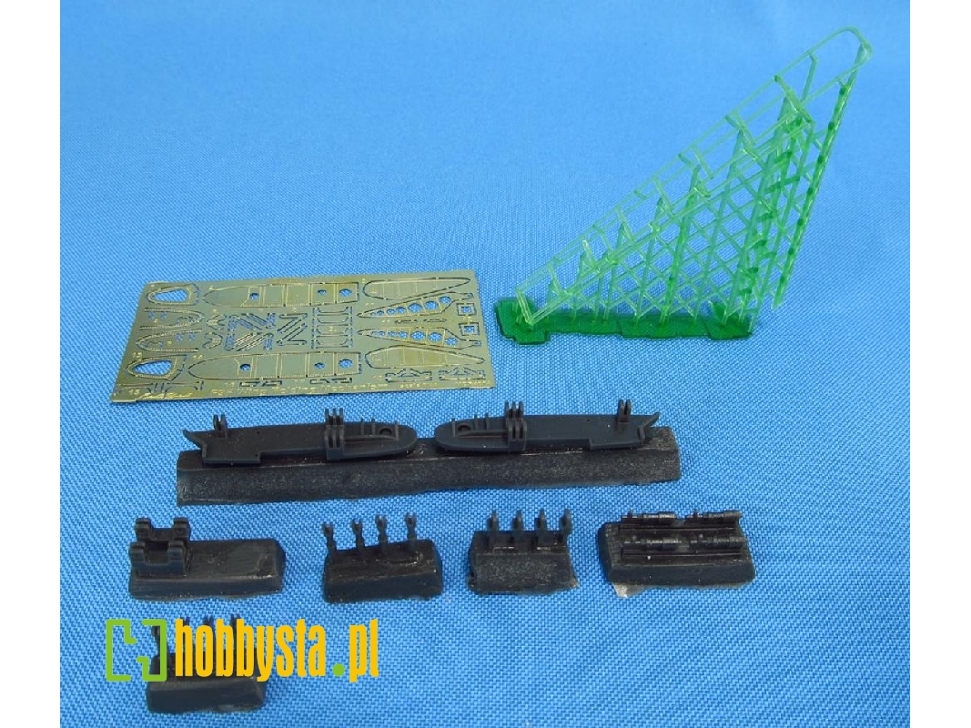 Grumman F9f-2 Panther - Wing Folding Mechanism (Designed To Be Used With Trumpeter Kits) - zdjęcie 1 Grumman F9f-2 Panther - Wing Folding Mechanism (Designed To Be Used With Trumpeter Kits) - zdjęcie 1