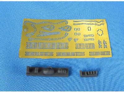 Messerschmitt Me-262 B-1a/U1 And Avia Cs-92 Wheel Bay Detailing Sets (For Hobby Boss Kits) - zdjęcie 1