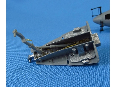 Messerschmitt Me-262 B-1a/U1 And Avia Cs-92 Wheel Bay Detailing Sets (For Hobby Boss Kits) - zdjęcie 4