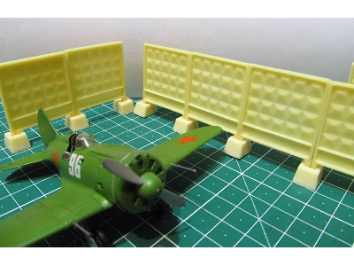 Russian/Soviet Concrete Barrier Type Po-2 In Scale 1:72. The Set Contains 8 Plates And 9 Footing. - zdjęcie 5