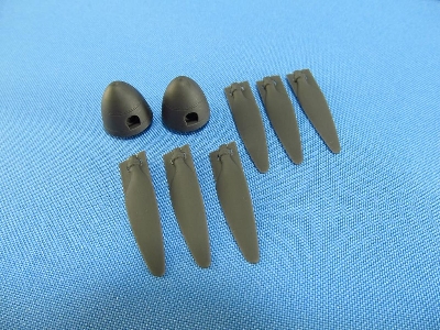 Heinkel He-111 H-6 Vs-11 Propeller Set (Designed To Be Used With Airfix Kits) - zdjęcie 2
