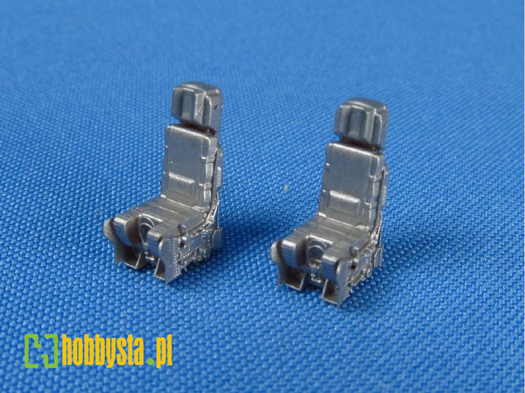 Lockheed Sr-71 Blackbird - Ejection Seats (For Academy, Italeri And Hasegawa Kits) - zdjęcie 1 Lockheed Sr-71 Blackbird - Ejection Seats (For Academy, Italeri And Hasegawa Kits) - zdjęcie 1
