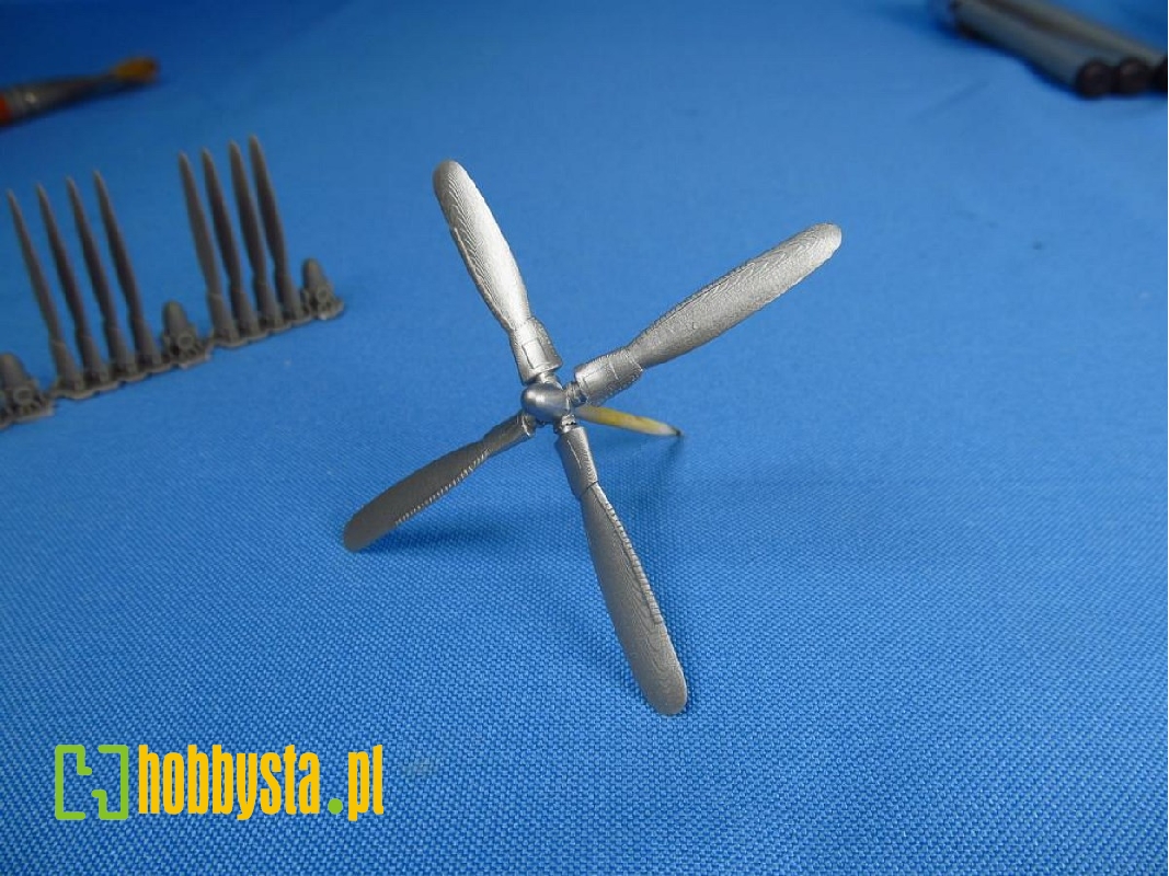 Boeing B-29 Superfortress - Propellers Set Late Type (For Academy And Airfix Kits) - zdjęcie 1