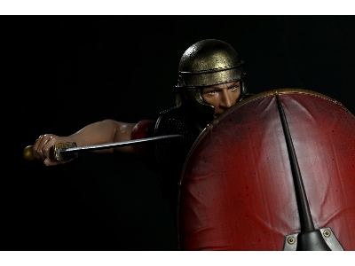 The Roman Legionary Ready For Battle - zdjęcie 4