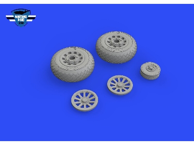 P-51B/ C wheels diamond tread 1/48 - EDUARD - zdjęcie 3