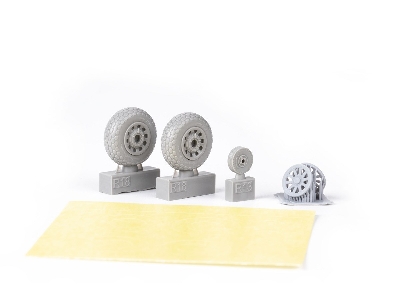 P-51B/ C wheels oval tread 1/48 - EDUARD - zdjęcie 7