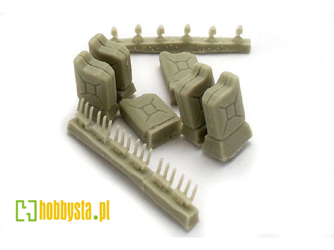 Germany Jerry Cans (6 Pcs) - zdjęcie 1 Germany Jerry Cans (6 Pcs) - zdjęcie 1