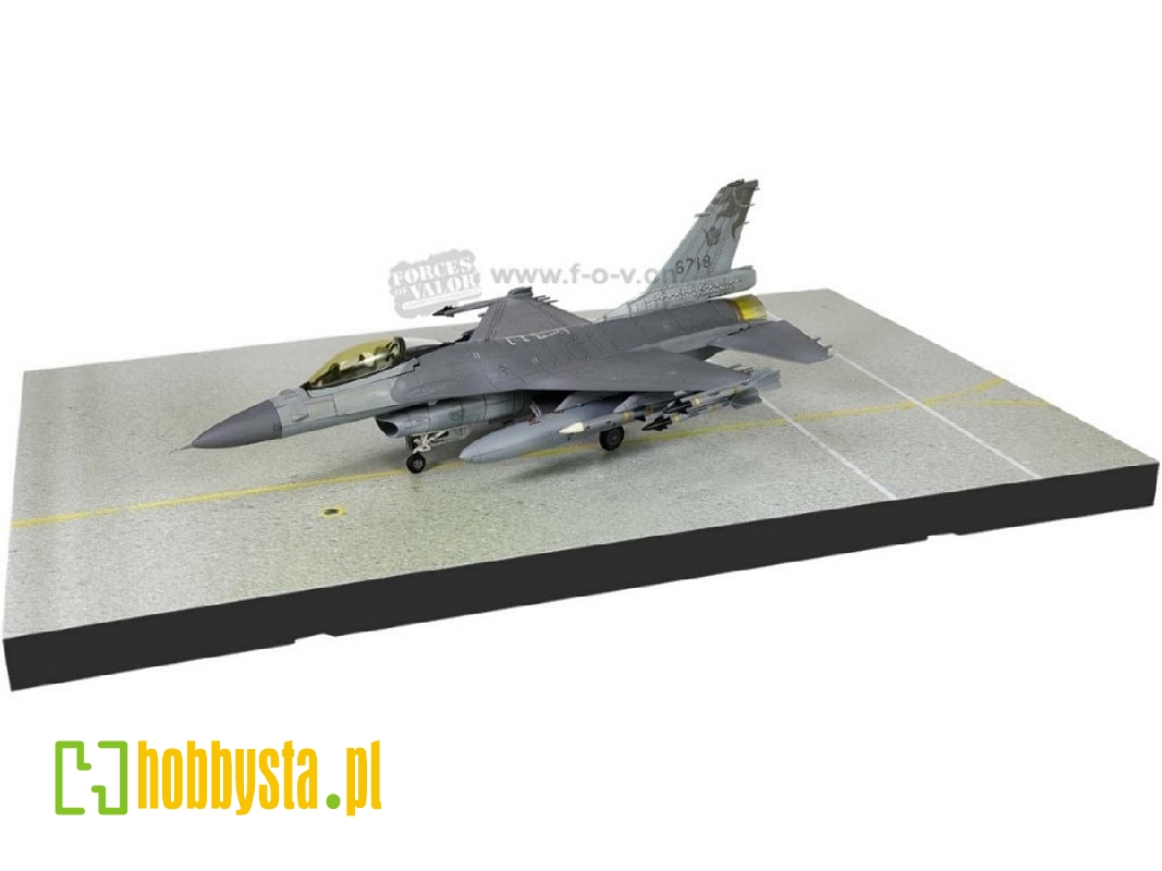 Lockheed Martin F-16 Viper Block 20 - Rocaf, 401st Tfw, 12th Trg, Hualian Ab - zdjęcie 1